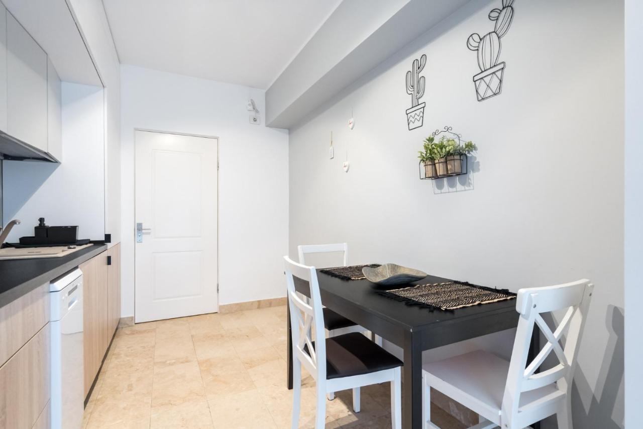 Happy Bubble I Timpuri Noi 1Br Apt 4 Ppl Bucharest Exterior photo